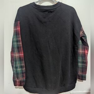 Forever 21 Black Top Sweater Top With Plaid Sleeves